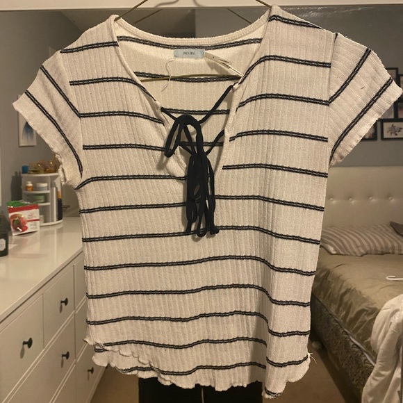 Urban outfitters white and black stripped top with double front black tie. - Picture 3 of 3